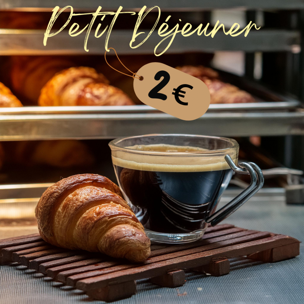 Café et croissant chez envie gourmande à Lure 70200